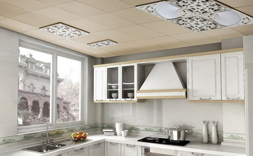 不看后悔！油煙機和吊頂?shù)降啄膫€先裝？